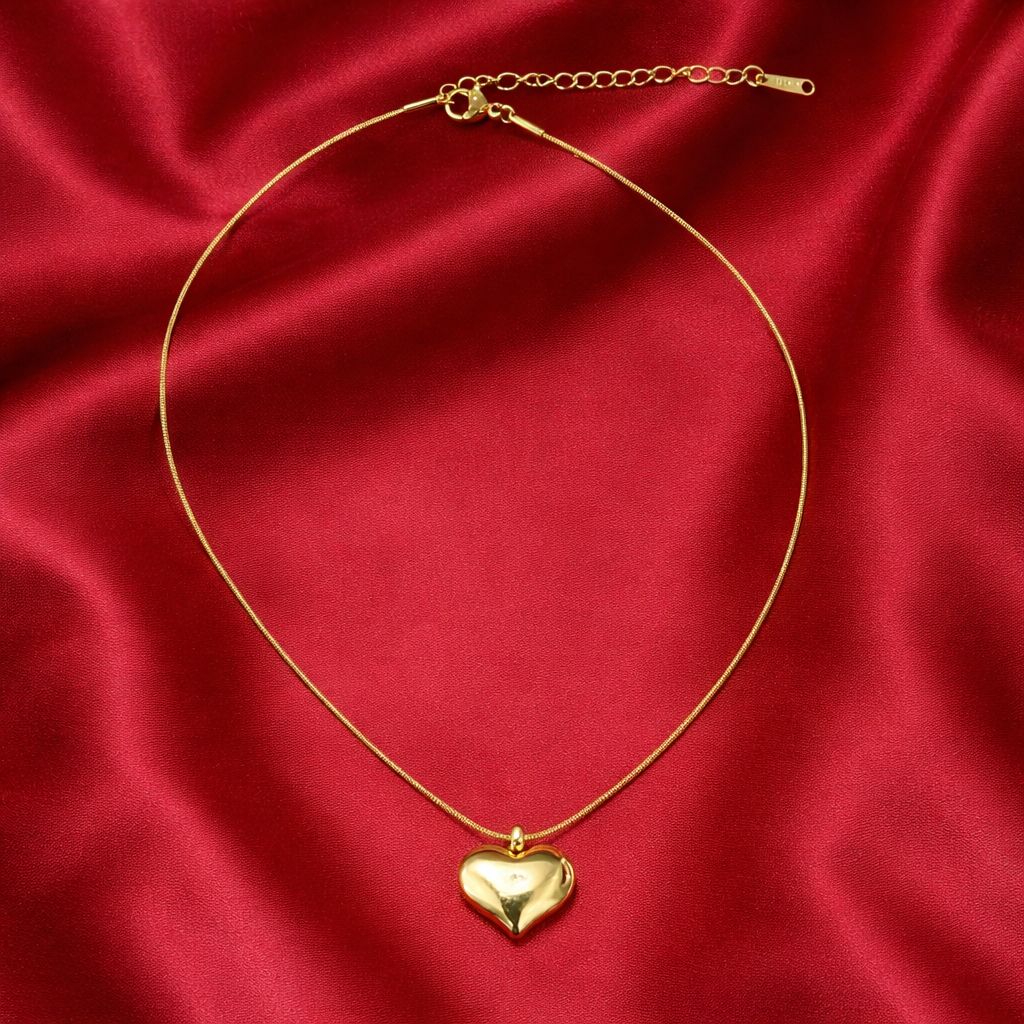 Gold Heart Pendant Necklace