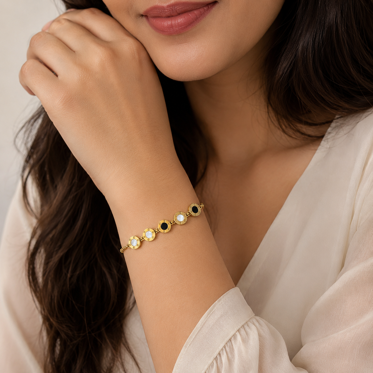 Gold Black & Pearl Disc Bracelet