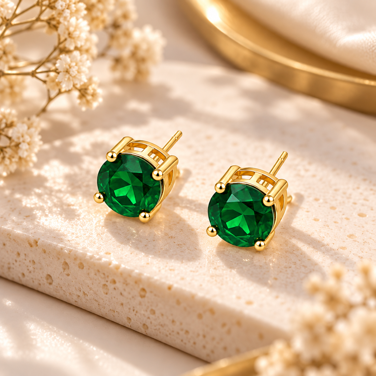 Emerald Green Solitaire Stud Earrings